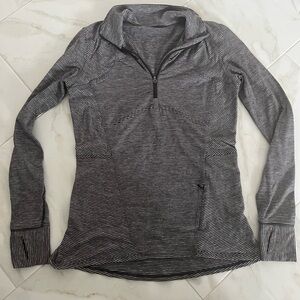 Size 10 lululemon sweater